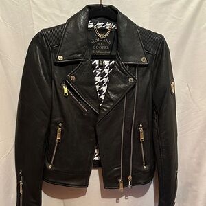 Holland Cooper leather bike Jacket
Brand new never worn UK size 6